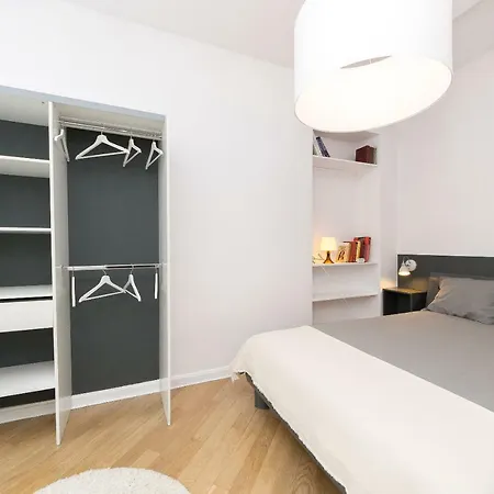 아파트 Spacious In Old Town P4you Pl *
