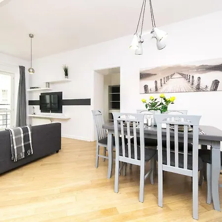 아파트 Spacious In Old Town P4you Pl